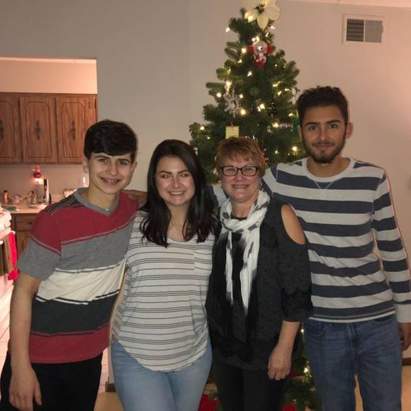 Meet your Posher, Donna - Picture 1 of 1